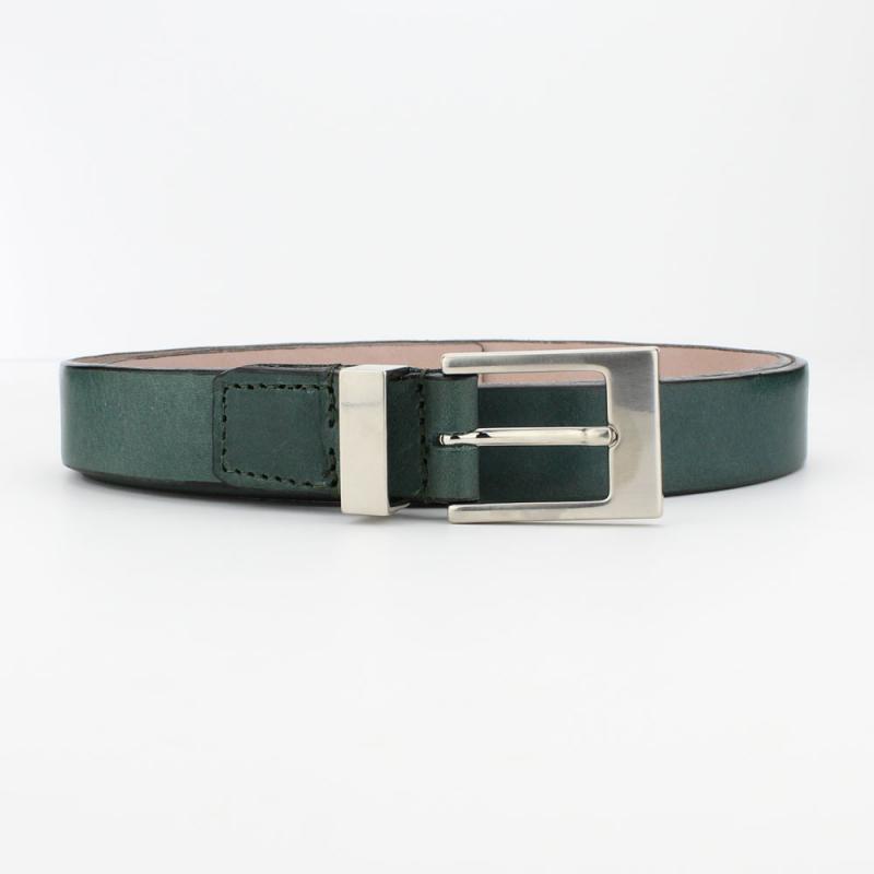 Thin vacchetta leather belt with metal loop