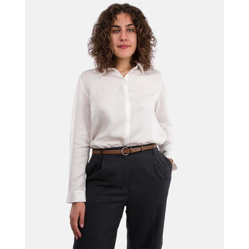 Λεπτή δερμάτινη ζώνη