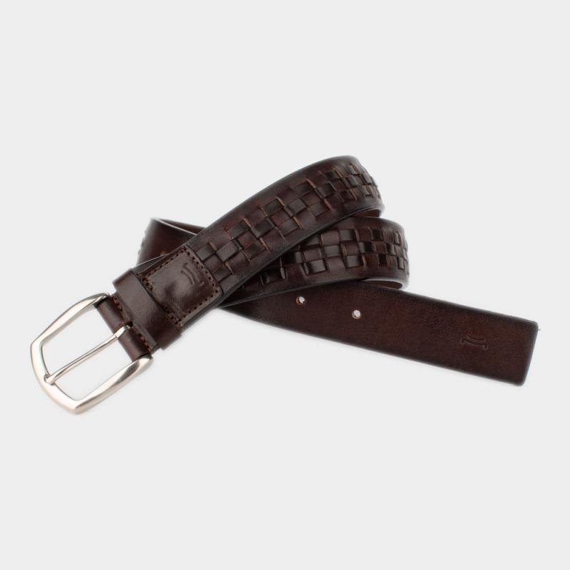 Vachetta leather belt with decorative leather pattern