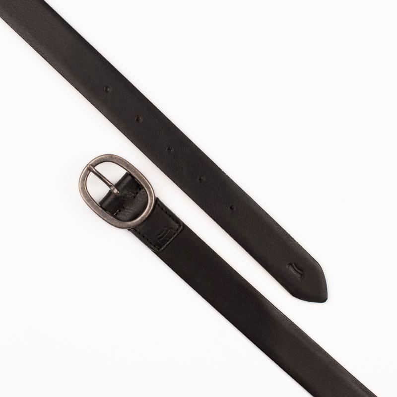Απλή δερμάτινη ζώνη βακέτας