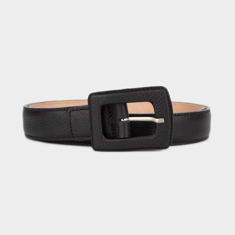 Basic leather belt with covered buckle